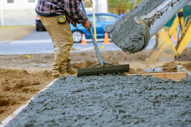 Best Driveway Concrete Repair  in Rancho Cumonga, CA